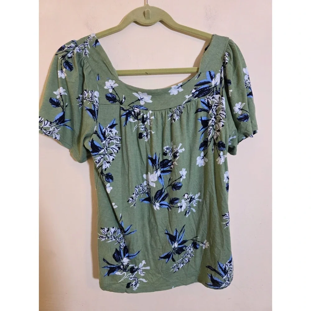 Lucky Brand Woman's Small Green/Blue Floral Blouse Short Sleeve‎ Square Neck Top